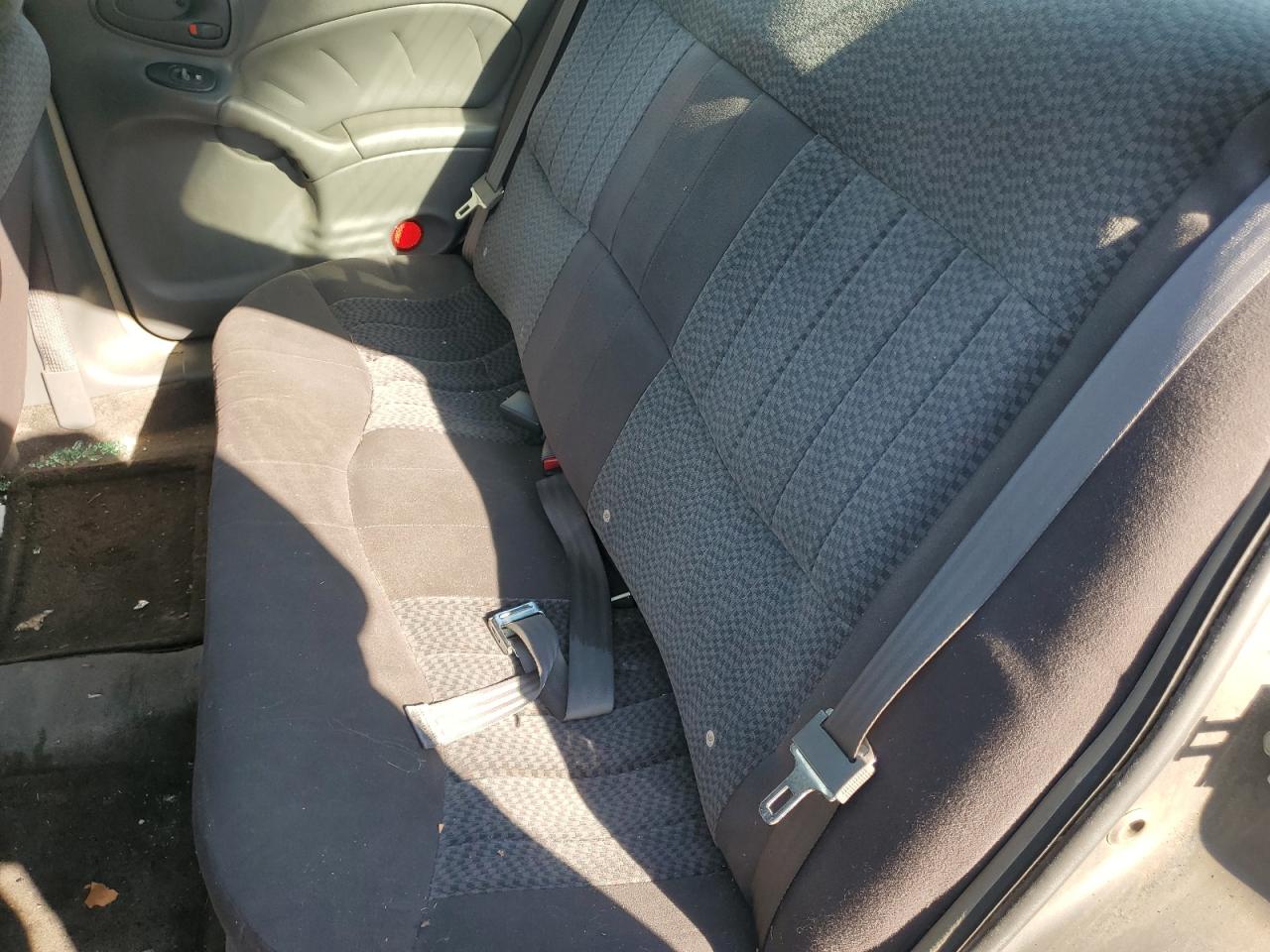 2005 Pontiac Grand AM - Image 10