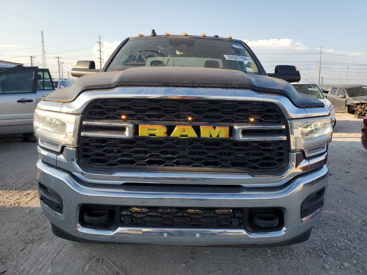 VIN 3C6UR5CJXKG720999 2019 RAM 2500 no.5