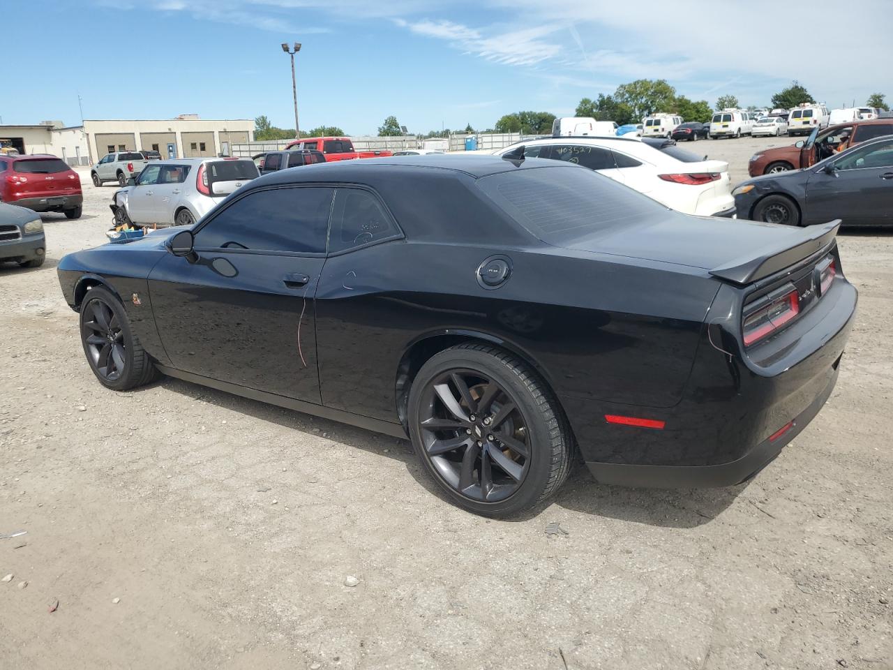 2C3CDZFJ9KH683518 2019 DODGE CHALLENGER - Image 2