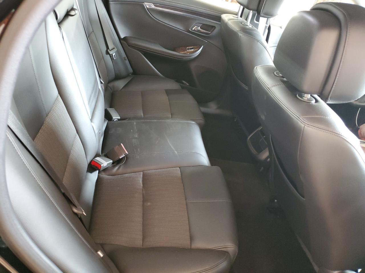 2014 Chevrolet Impala - Image 10