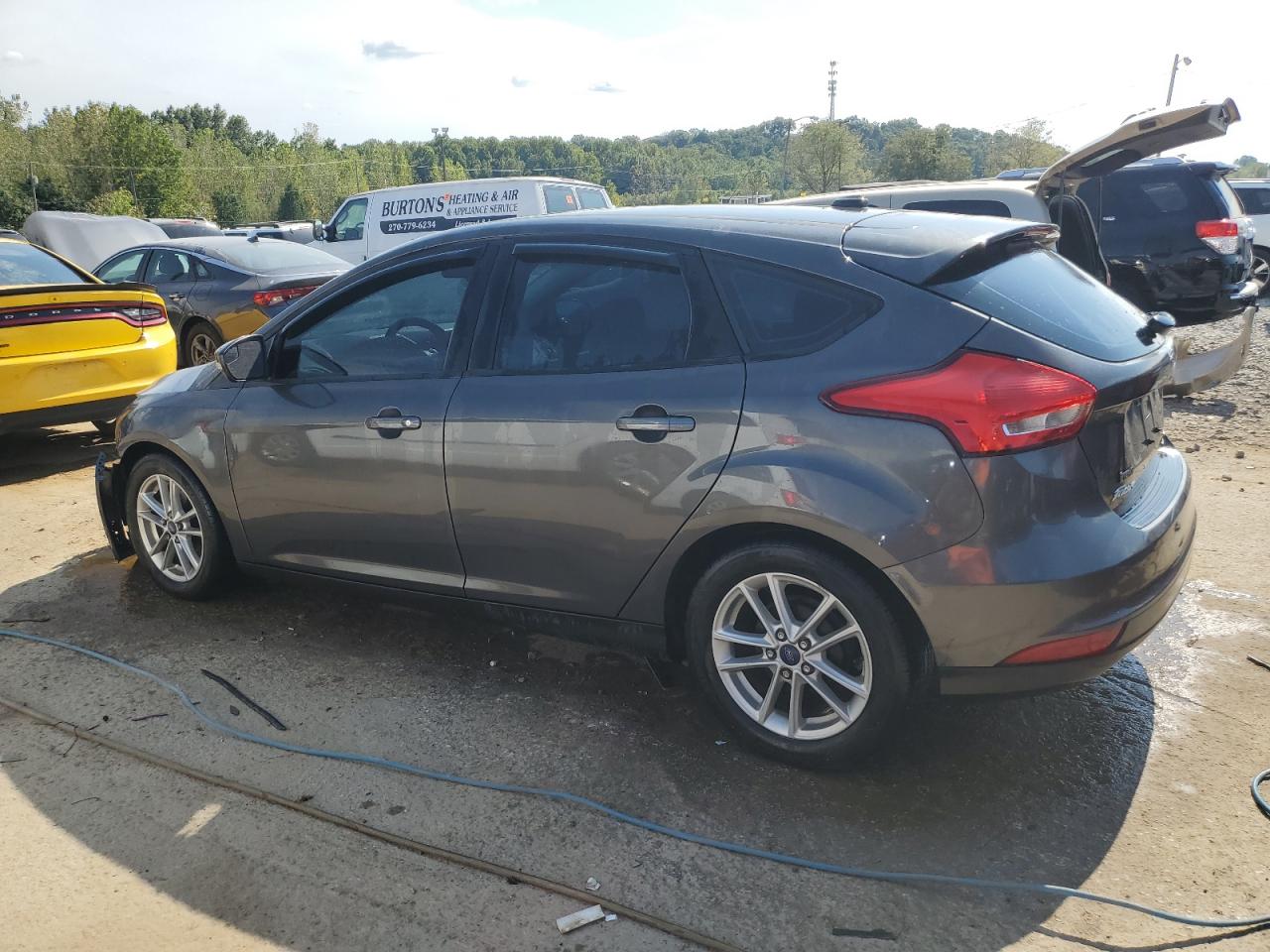 VIN 1FADP3K21GL217147 2016 FORD FOCUS no.2