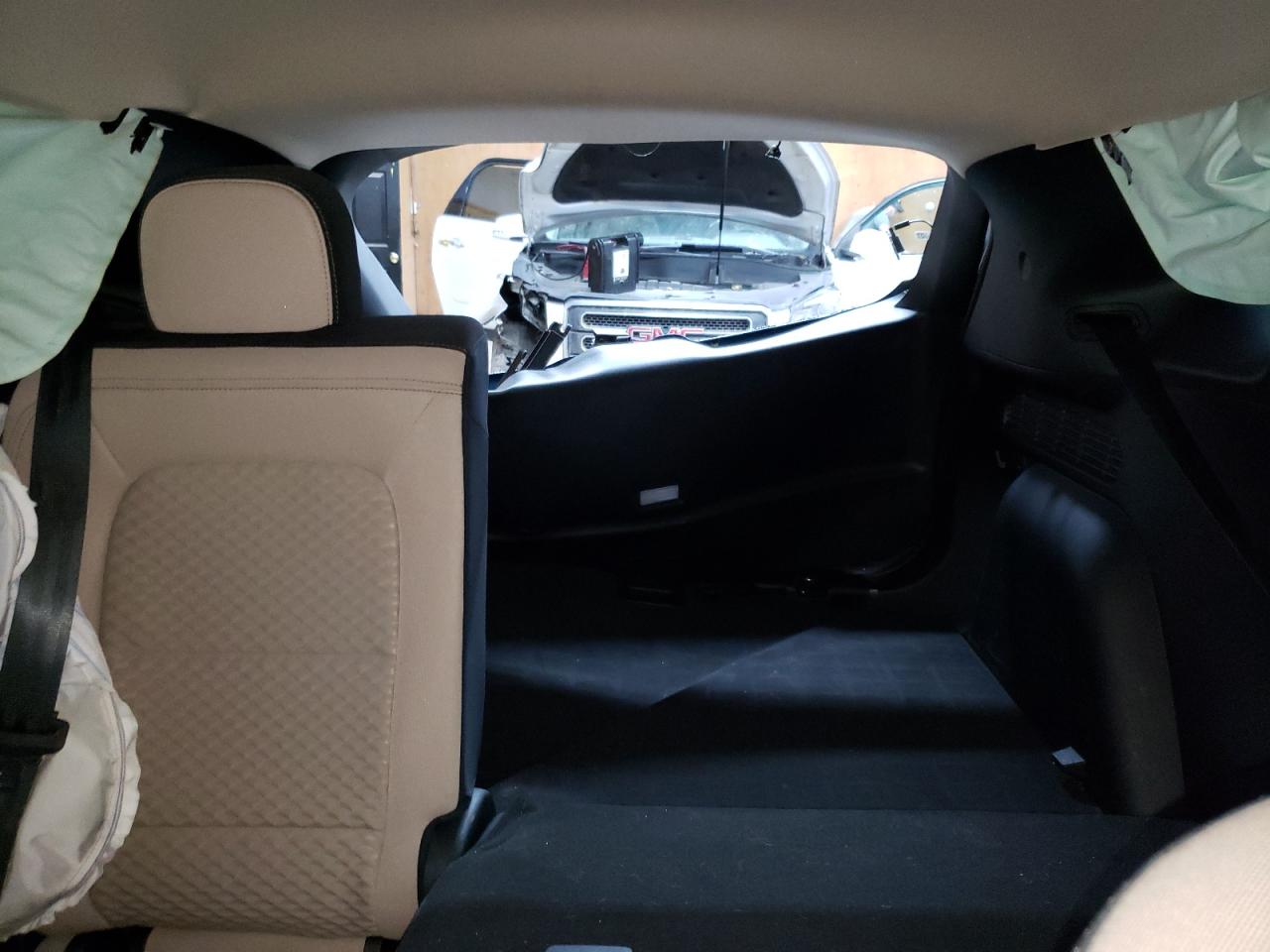 2020 Ford Escape - Image 10
