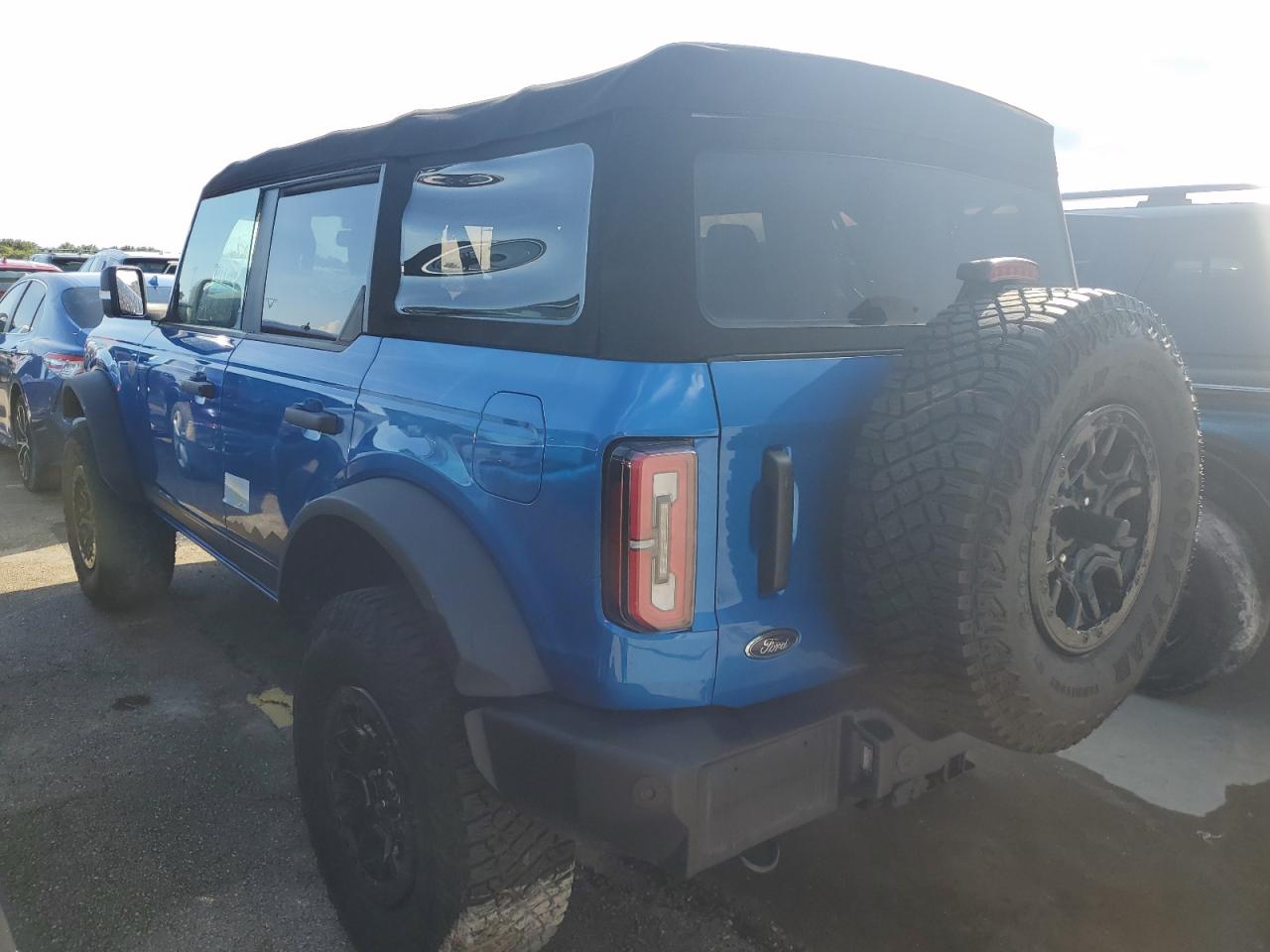 2022 Ford Bronco - Image 2