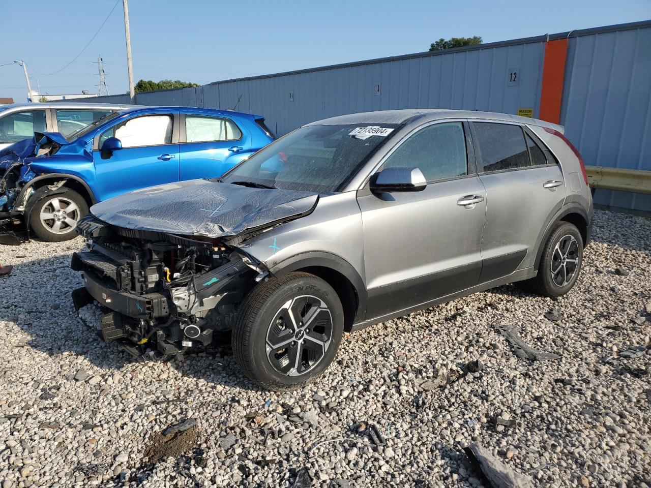 KNDCP3LE4P5065190 2023 KIA NIRO - Image 1