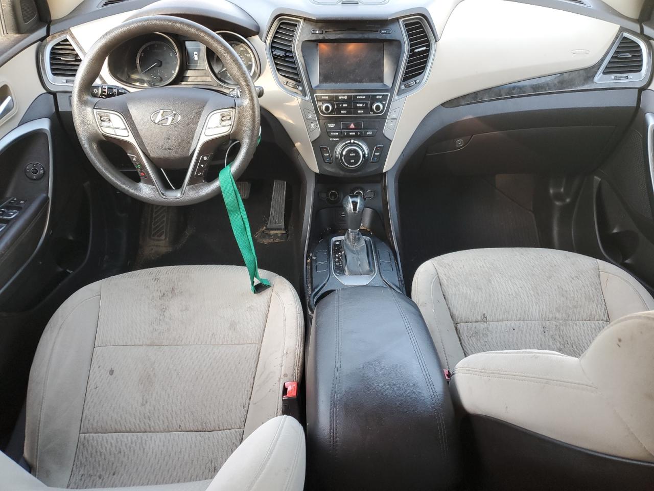 2017 Hyundai Santa Fe - Image 8