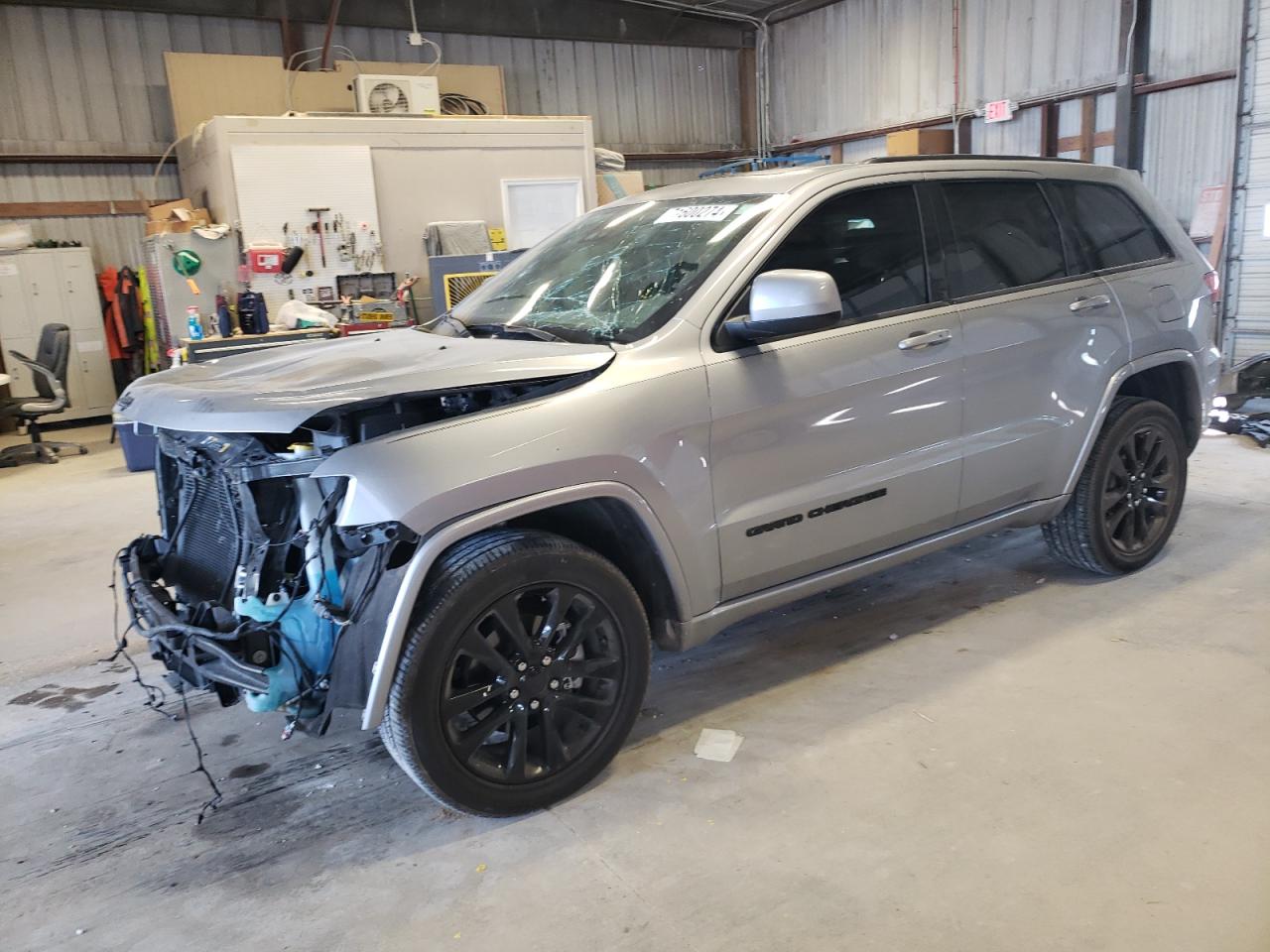 2020 Jeep Grand Cherokee Laredo for Sale in Rogersville, MO - Front End