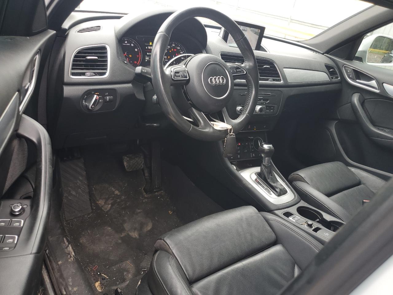 WA1BCCFS8JR029876 2018 Audi Q3 Premium