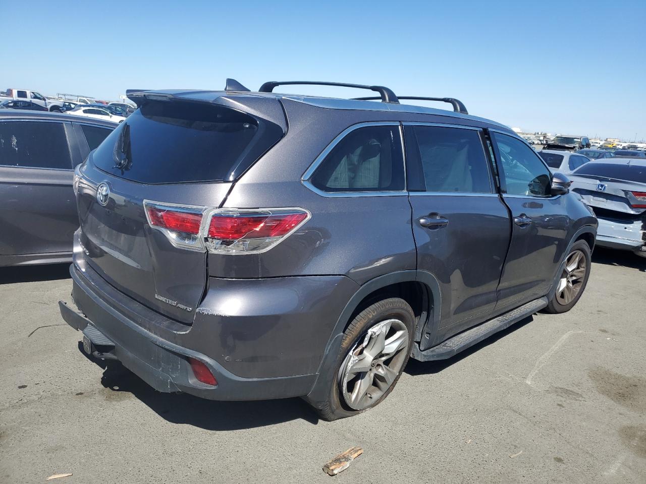 5TDDKRFH8GS230258 2016 Toyota Highlander Limited