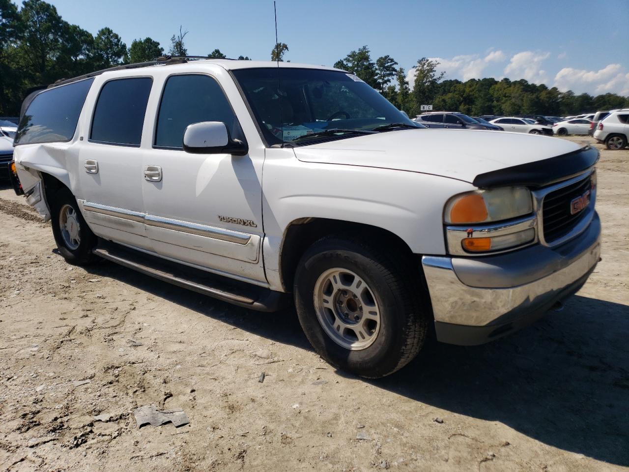 2000 GMC Yukon Xl C1500 VIN: 3GKEC16T5YG124510 Lot: 72520744