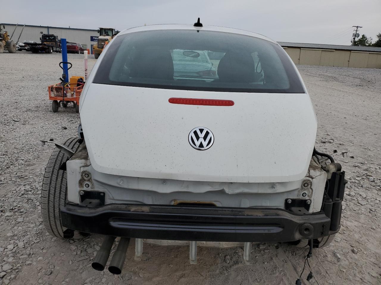 3VWJ07AT4FM638034 2015 Volkswagen Beetle 1.8T