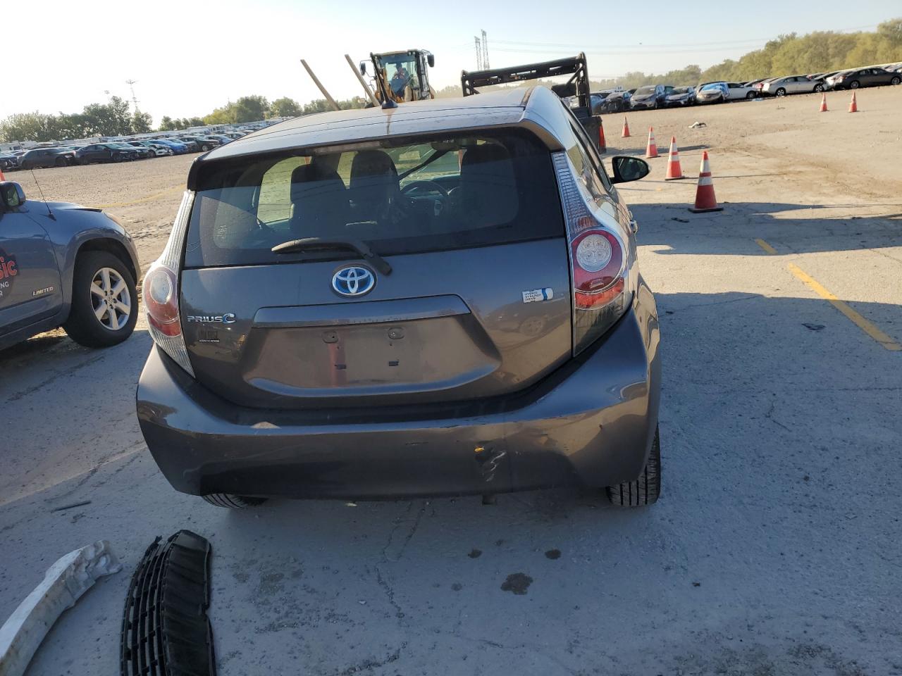 2013 Toyota Prius C VIN: JTDKDTB30D1556041 Lot: 71878984