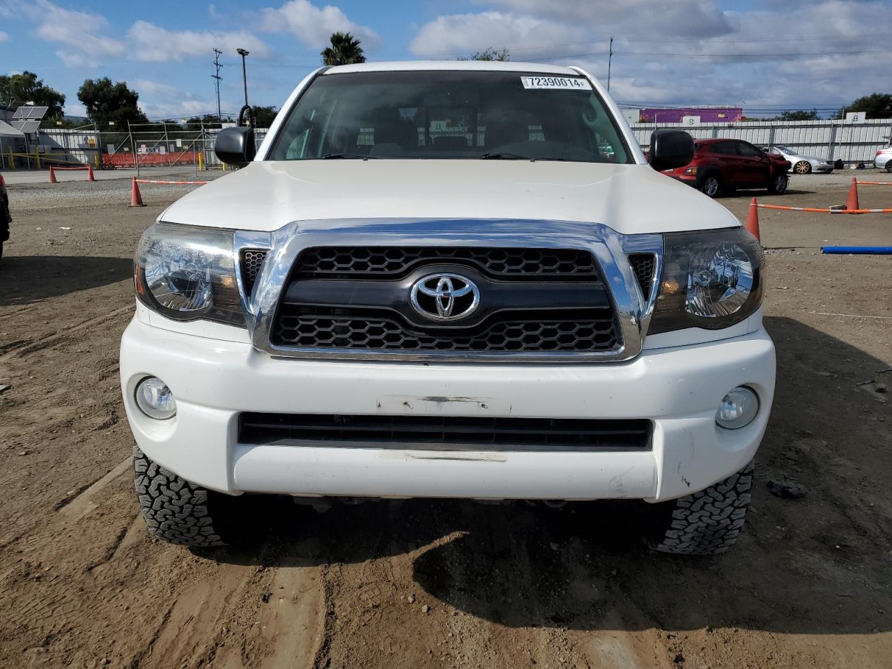 2011 Toyota Tacoma - Image 5