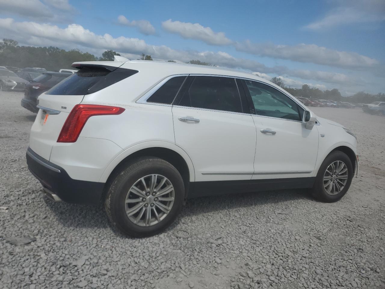 2017 Cadillac Xt5 Luxury VIN: 1GYKNDRS4HZ220037 Lot: 73291244