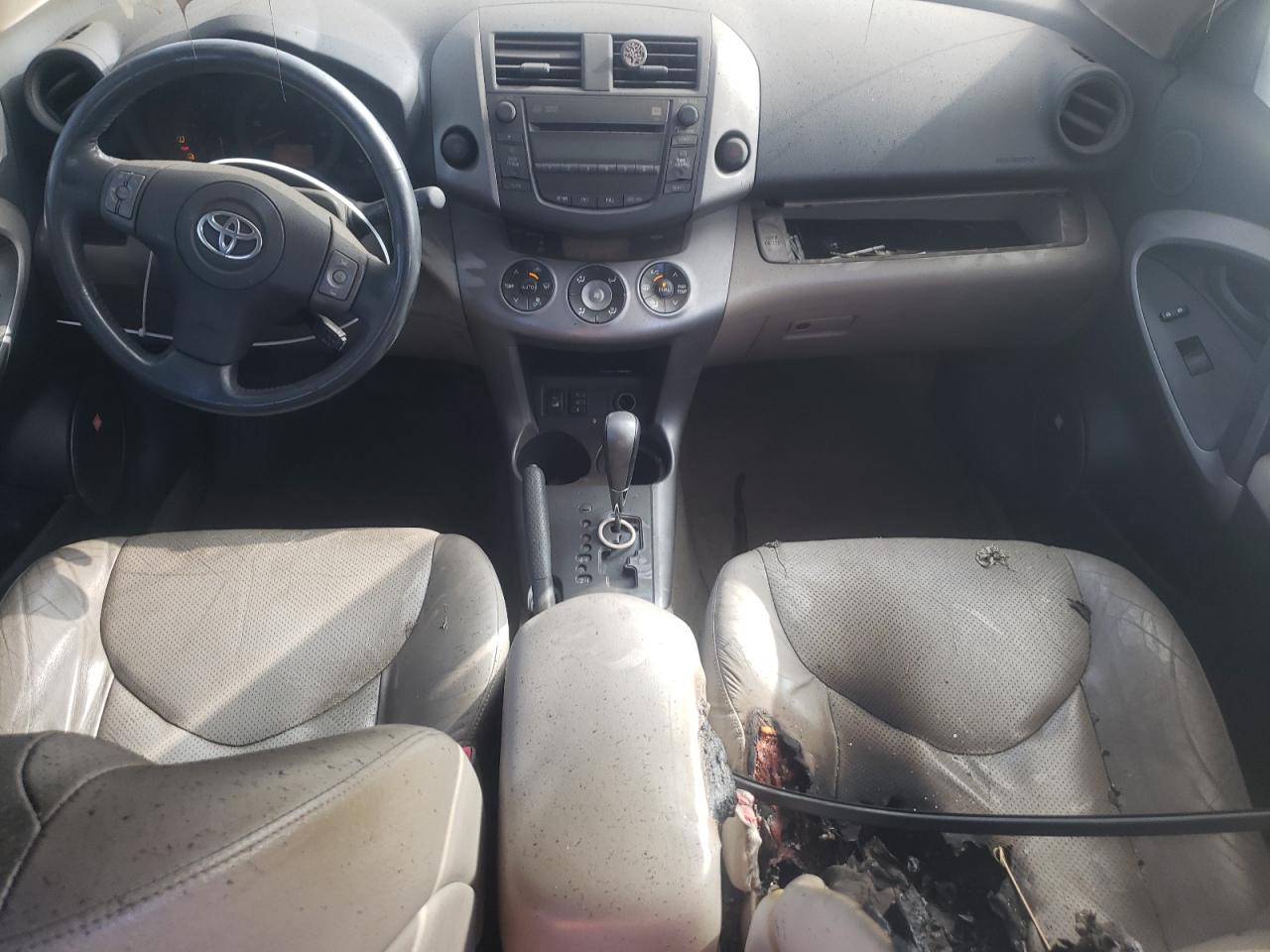 2008 Toyota RAV 4 - Image 8