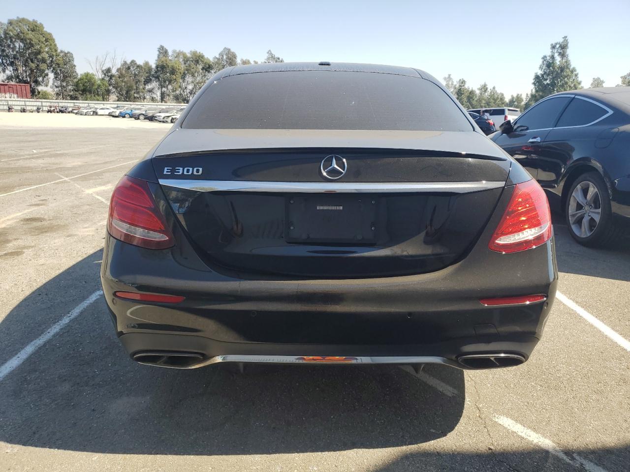 2017 Mercedes-Benz E 300 VIN: WDDZF4JB3HA214571 Lot: 73140914