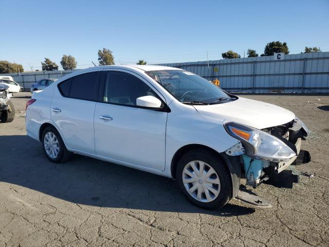  NISSAN VERSA 2019 White