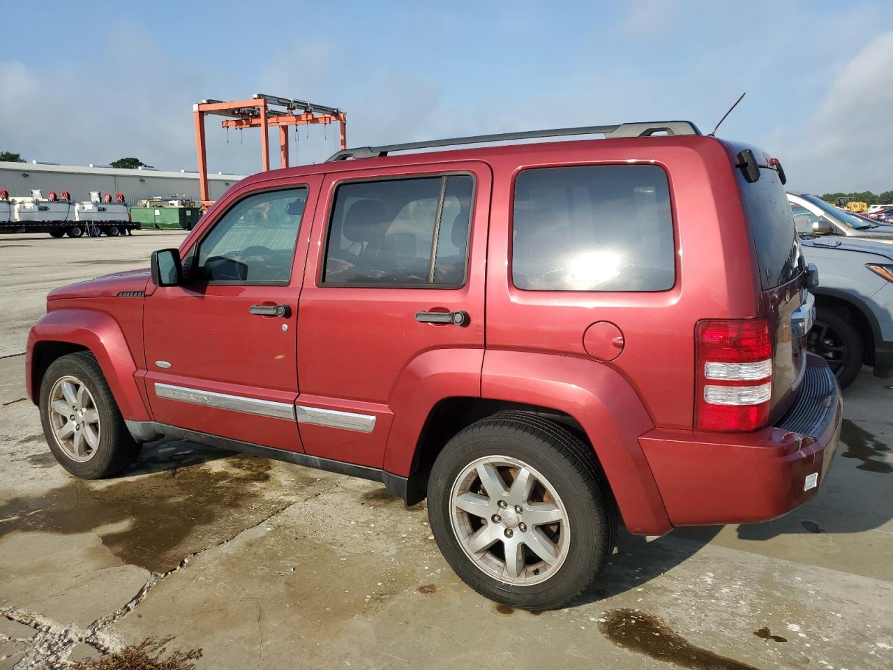 2012 Jeep Liberty (North America) - Image 2