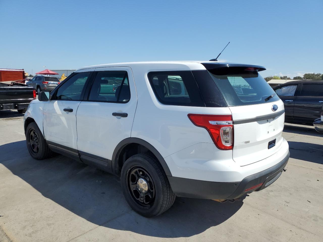 1FM5K8AR7FGA70456 2015 FORD EXPLORER - Image 2