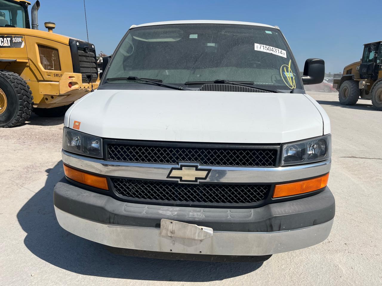 VIN 1GCWGGCG1E1202998 2014 CHEVROLET EXPRESS no.5