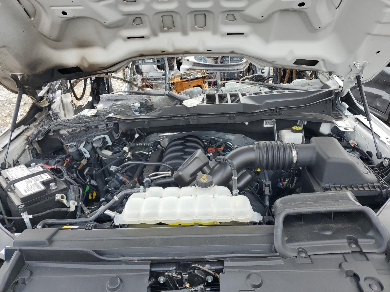 2023 Ford F-150 - Image 11