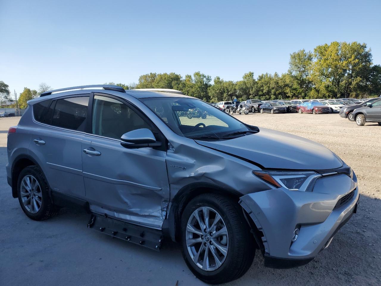 JTMDJREV9HD134257 2017 Toyota Rav4 Hv Limited