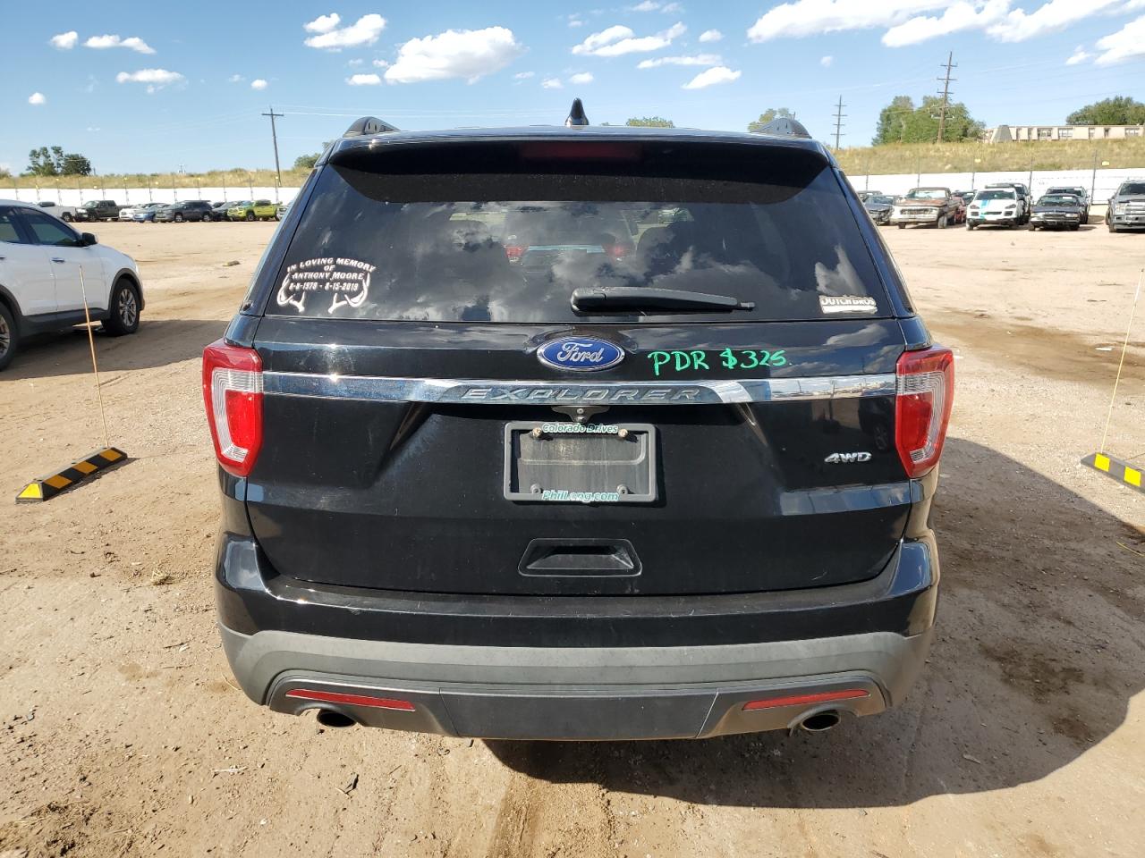 1FM5K8B8XHGD16926 2017 Ford Explorer