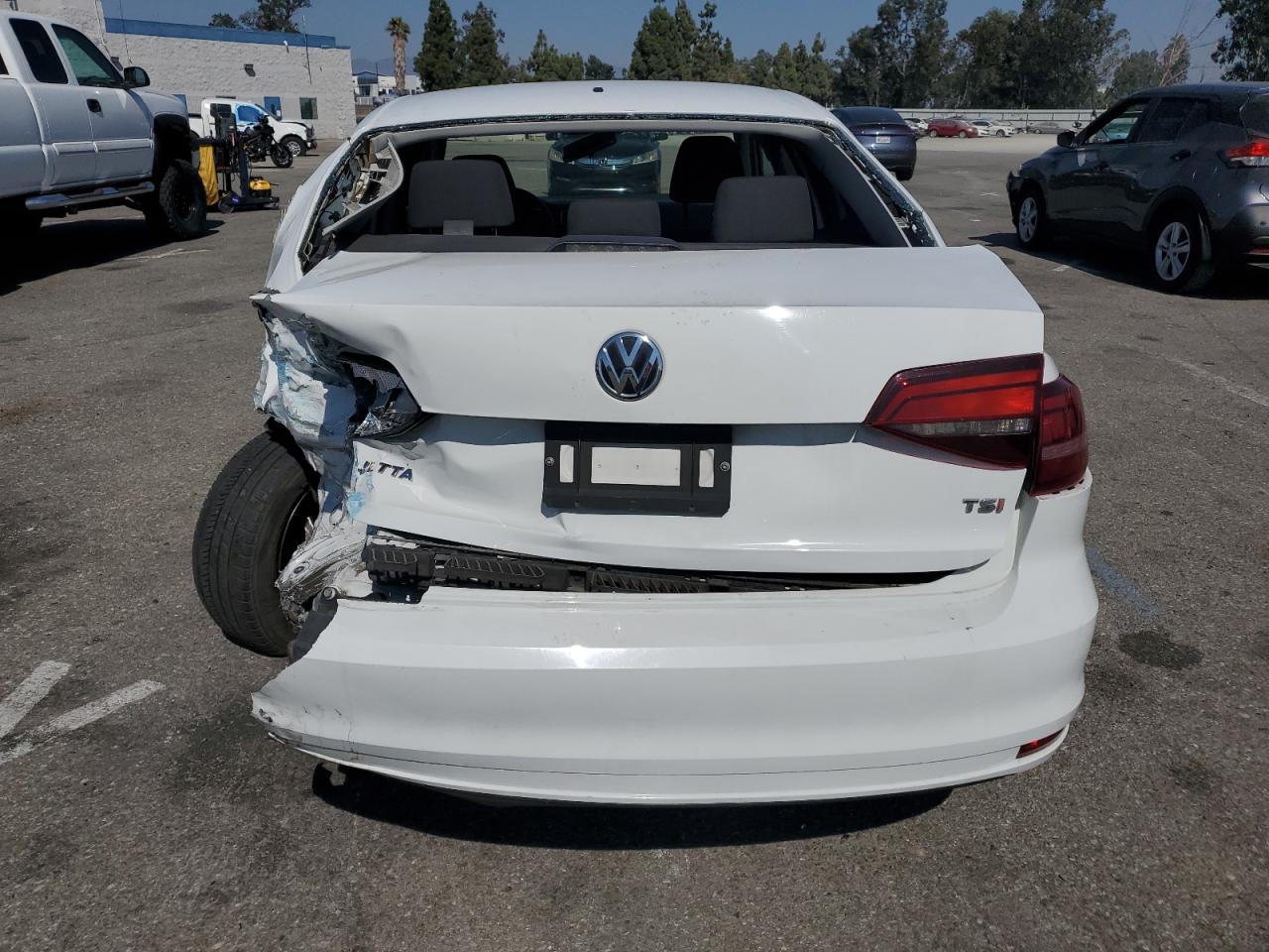 3VW2B7AJ7HM217506 2017 Volkswagen Jetta S