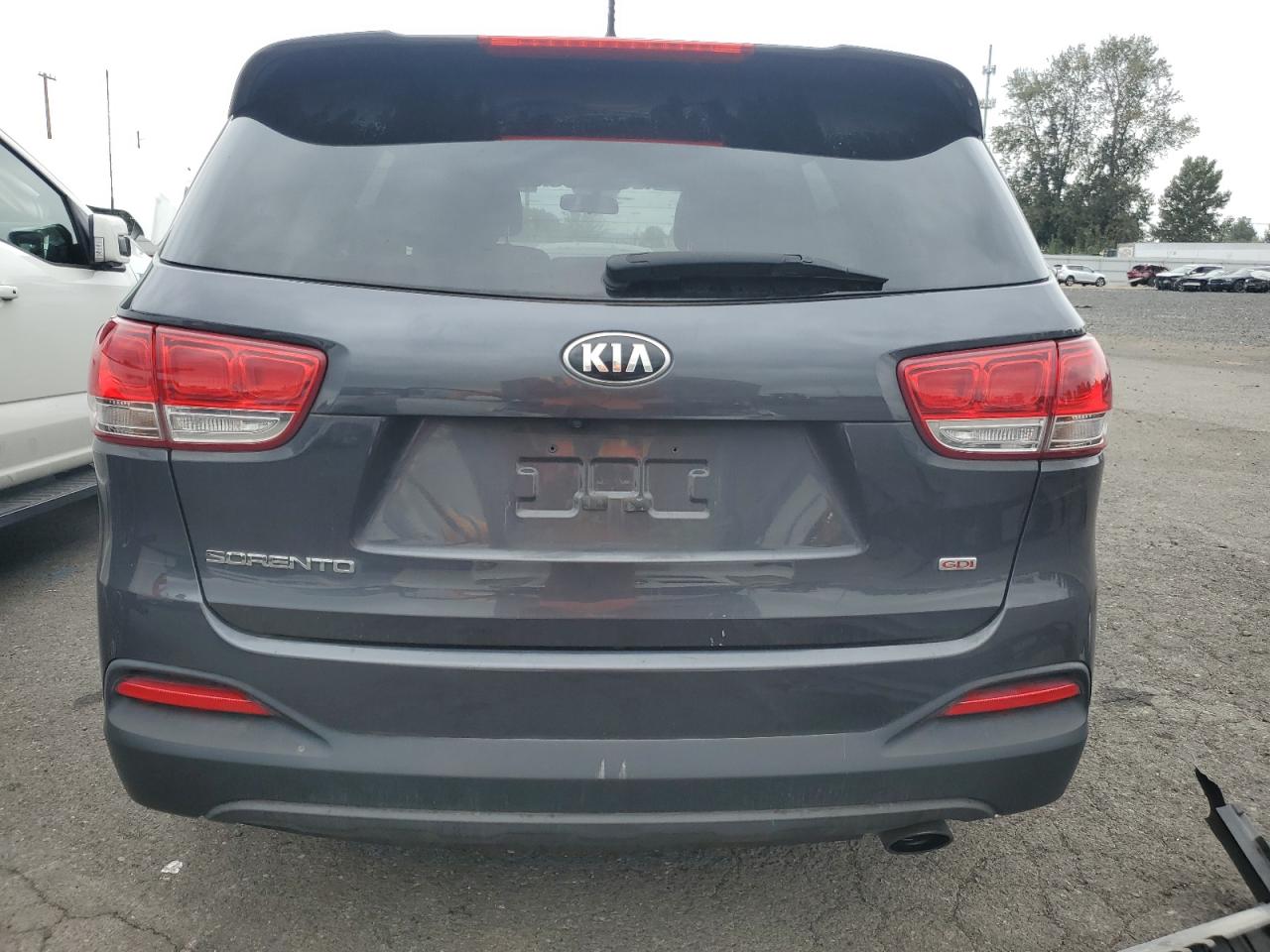 5XYPGDA35HG266453 2017 Kia Sorento Lx