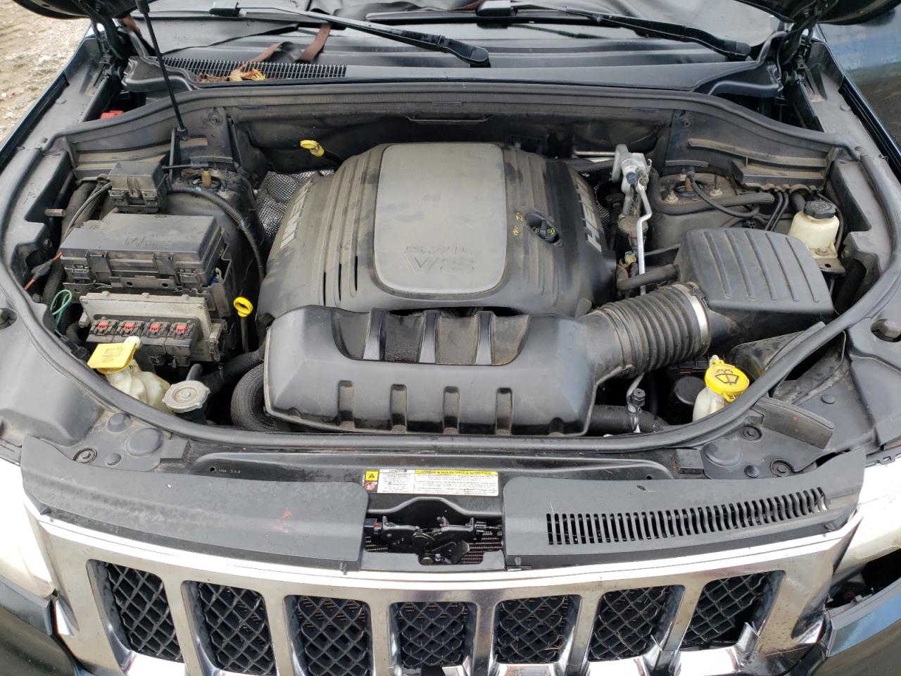 2012 Jeep Grand Cherokee - Image 12