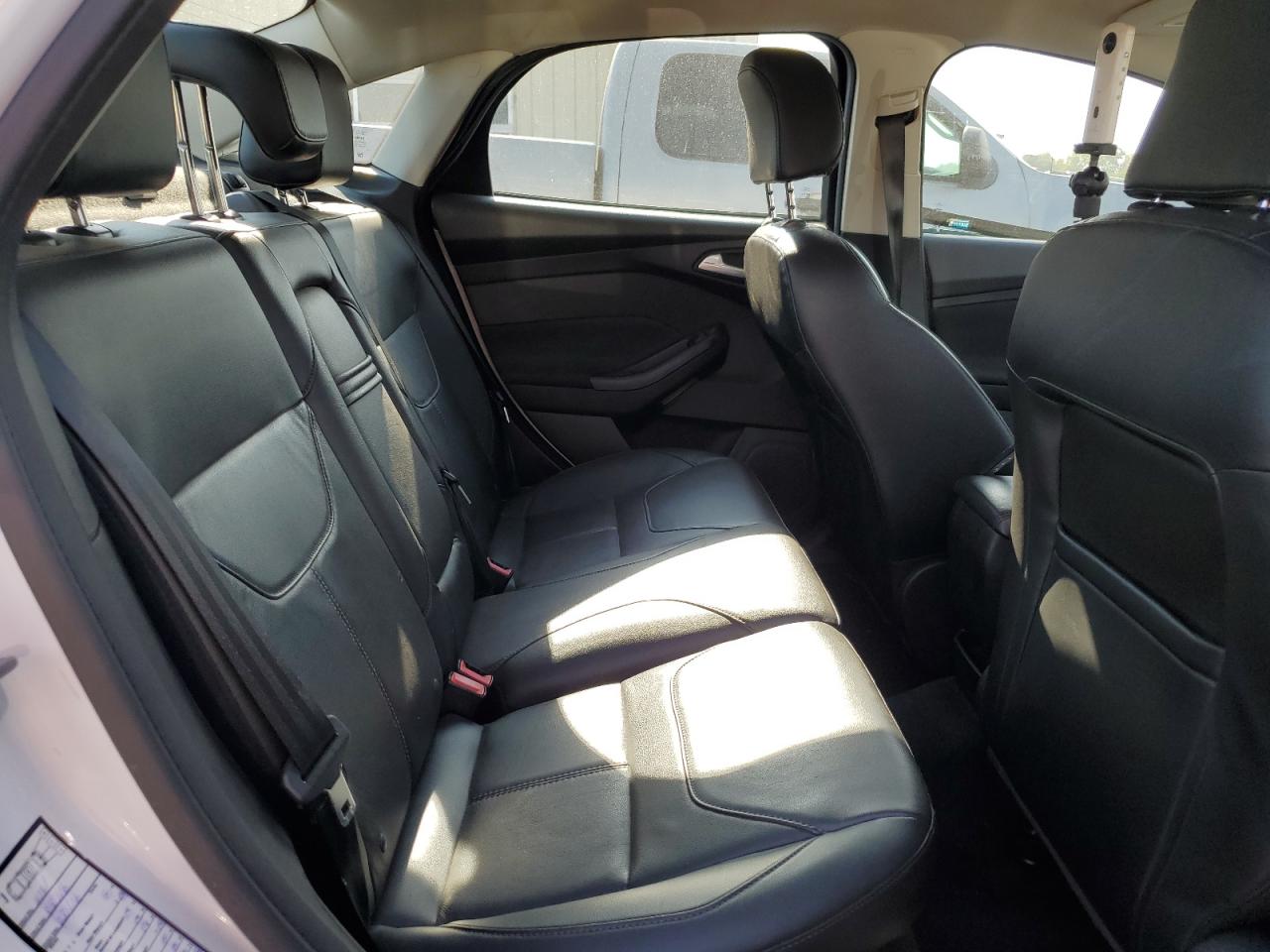 1FADP3F22GL295267 2016 Ford Focus Se