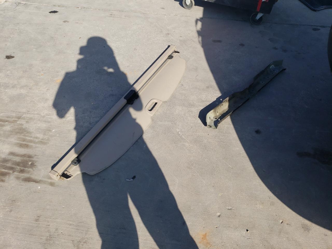 2002 Kia Sorento Ex VIN: KNDJC523X25008774 Lot: 72434914