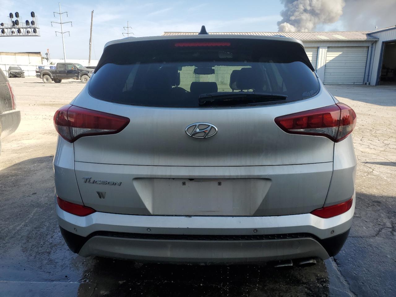 KM8J33A27JU721273 2018 Hyundai Tucson Value