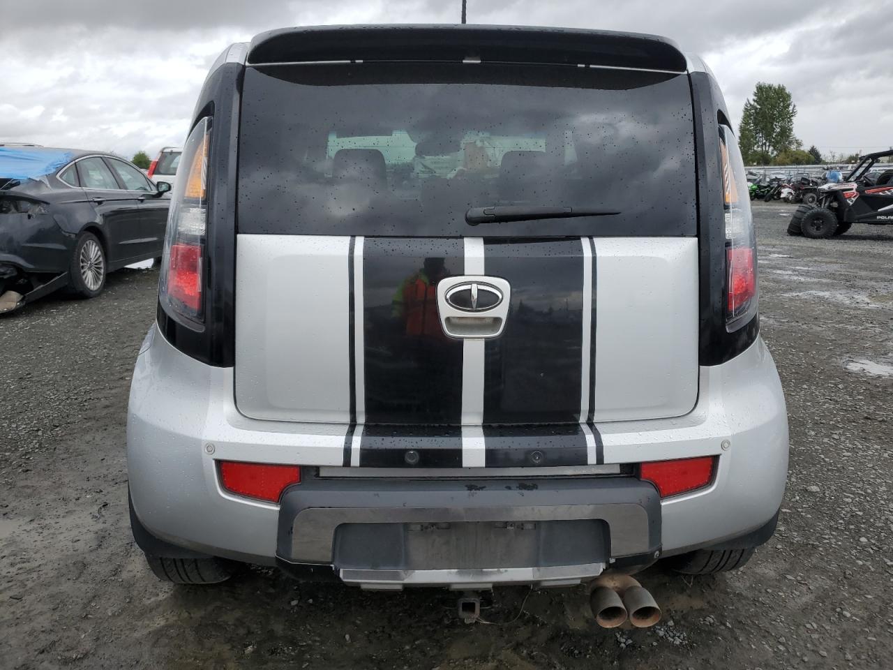 2010 Kia Soul + VIN: KNDJT2A28A7062035 Lot: 70895564