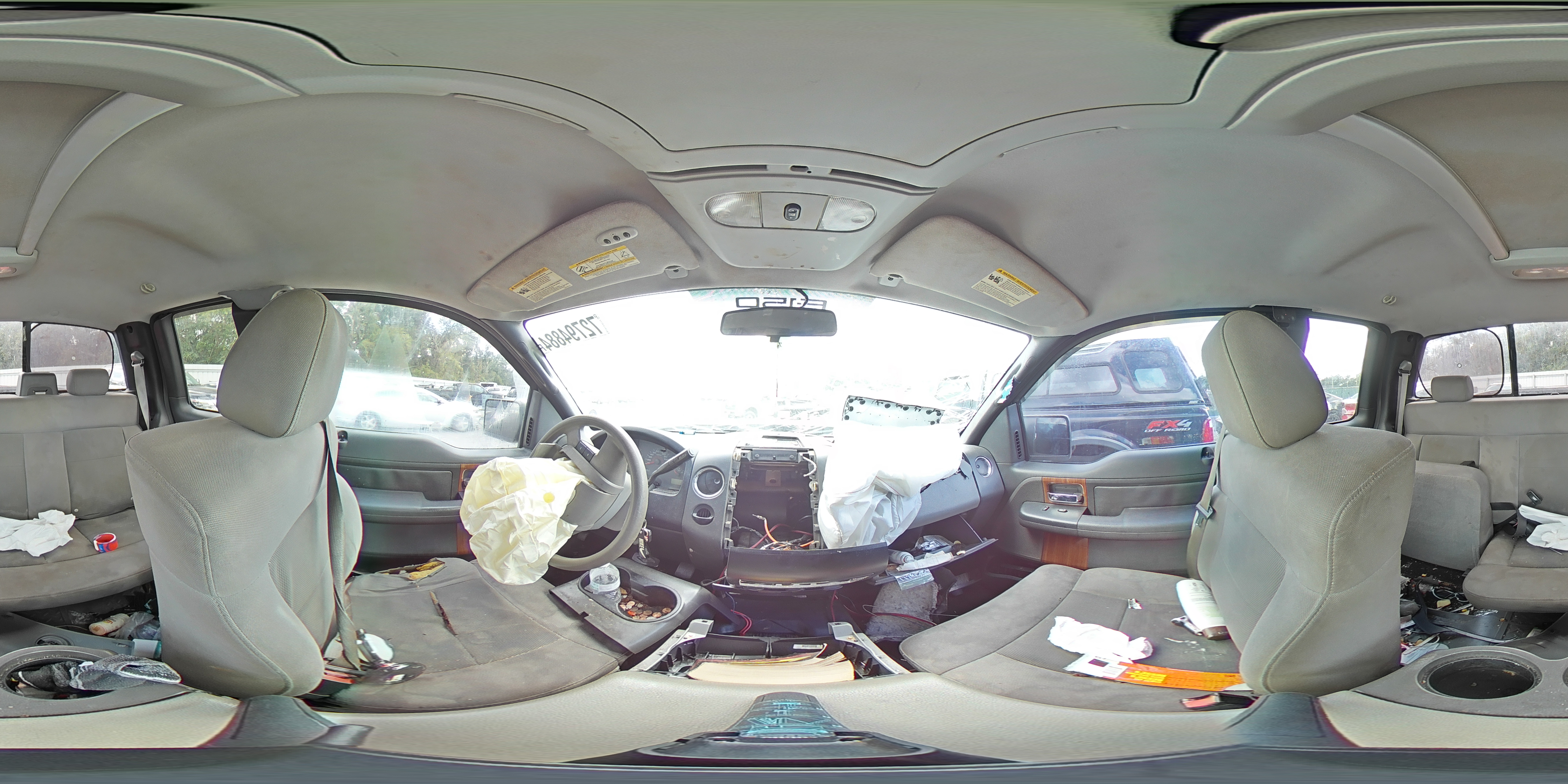 2005 Ford F-150 - Image 12