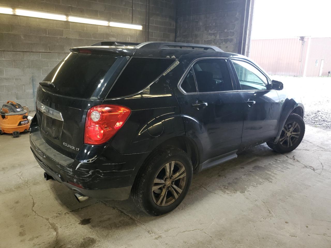 2010 Chevrolet Equinox - Image 3
