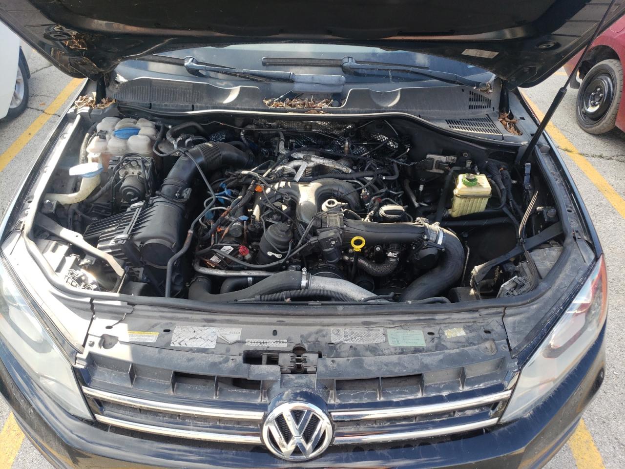 WVGEP9BP3DD008149 2013 Volkswagen Touareg V6 Tdi