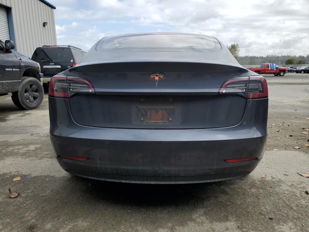 5YJ3E1EA7JF036664 2018 Tesla Model 3