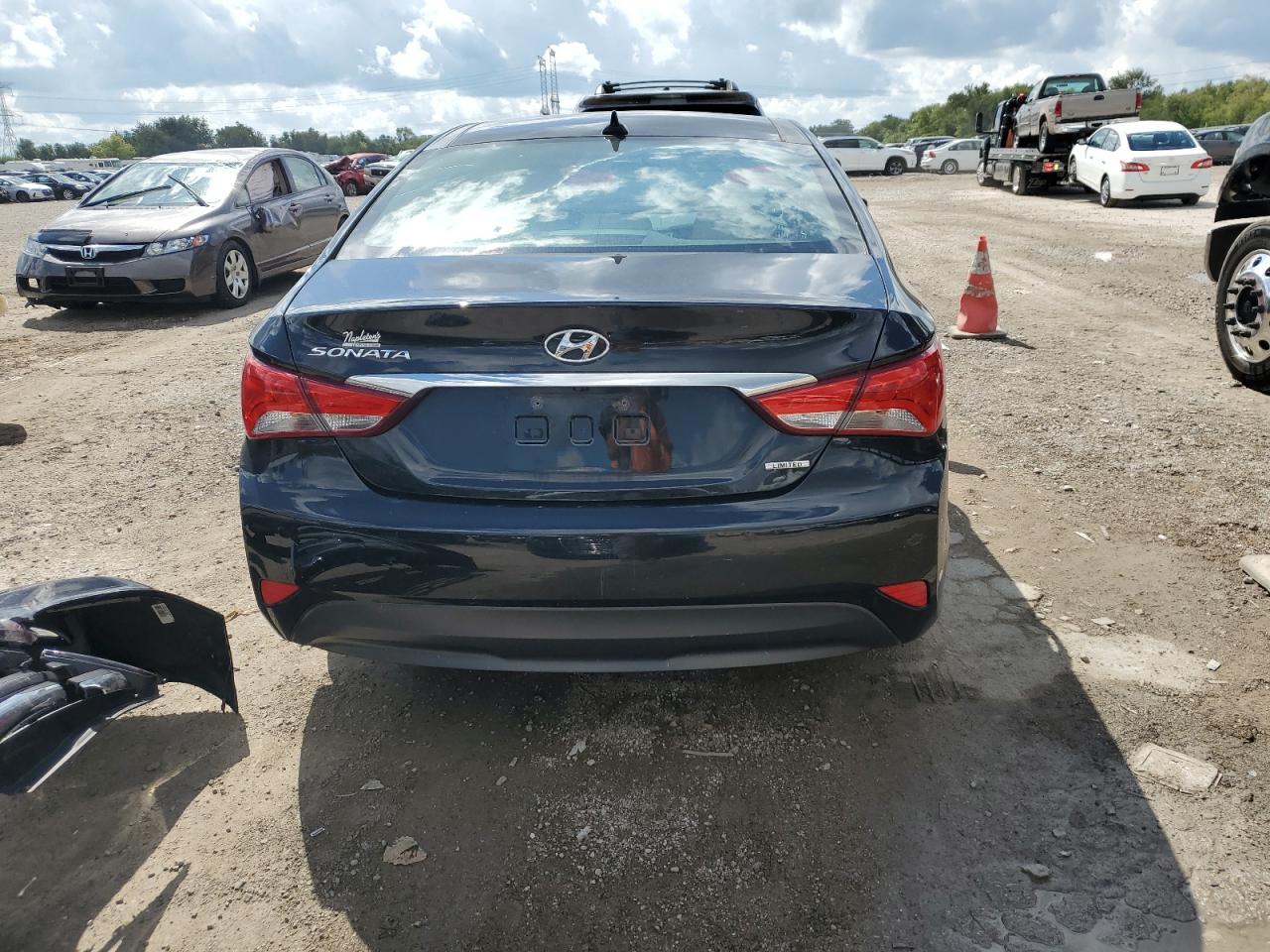 5NPEC4AC7EH892853 2014 Hyundai Sonata Se