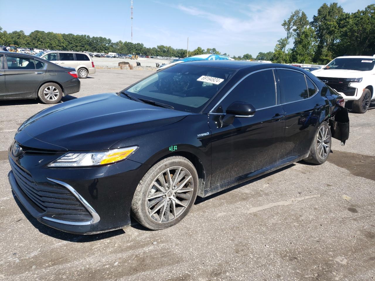 4T1F31AK4MU562114 2021 TOYOTA CAMRY - Image 1