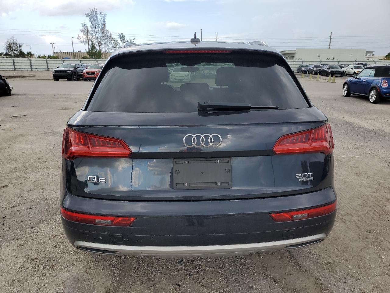 2018 Audi Q5 Premium VIN: WA1ANAFY9J2021082 Lot: 71970724