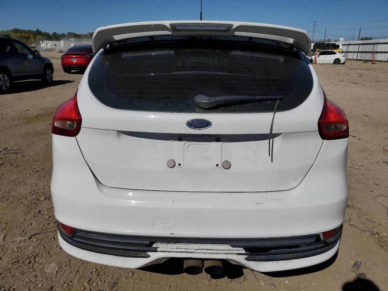 1FADP3L97JL332094 2018 Ford Focus St