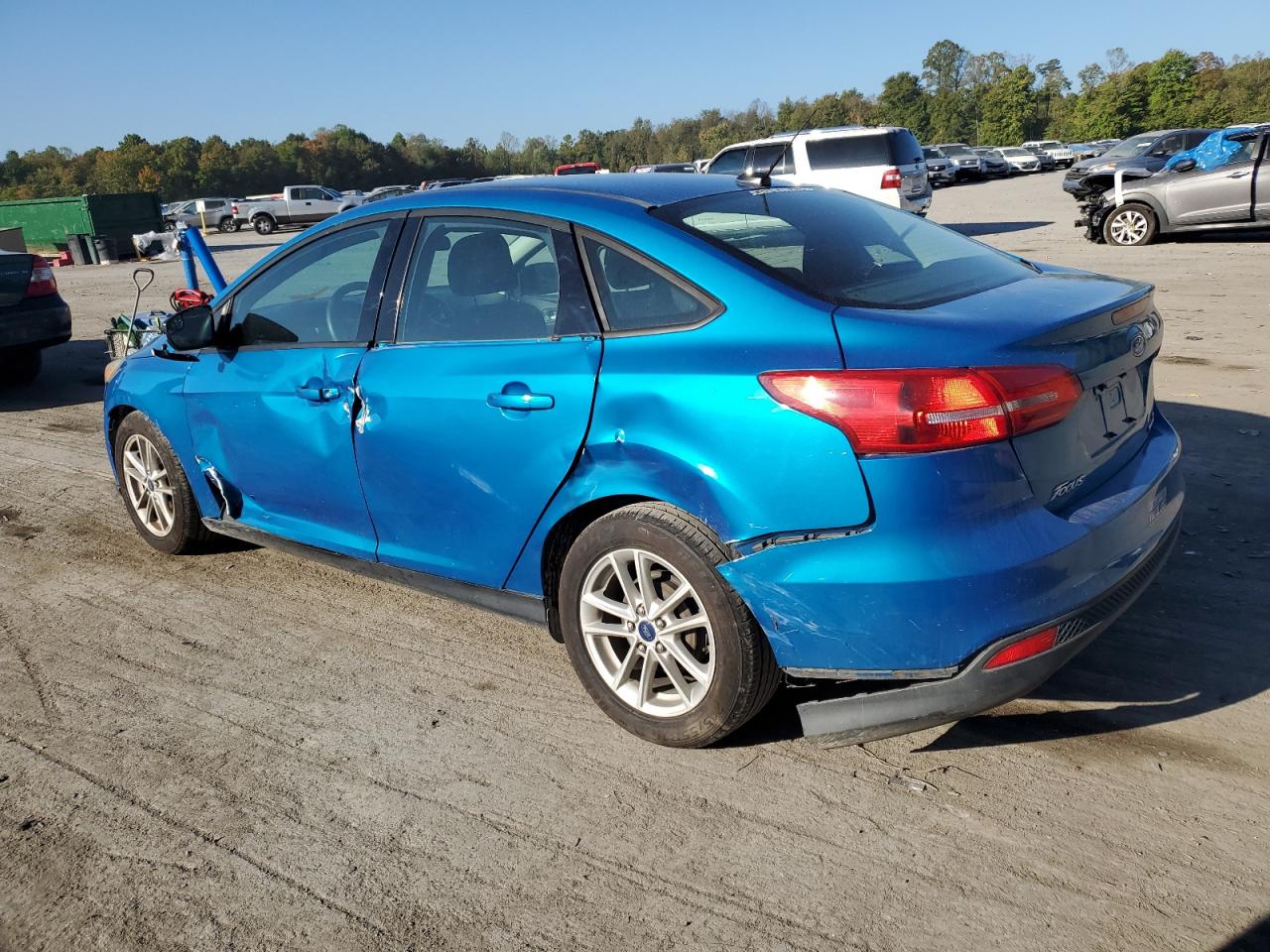 VIN 1FADP3F22FL345650 2015 FORD FOCUS no.2