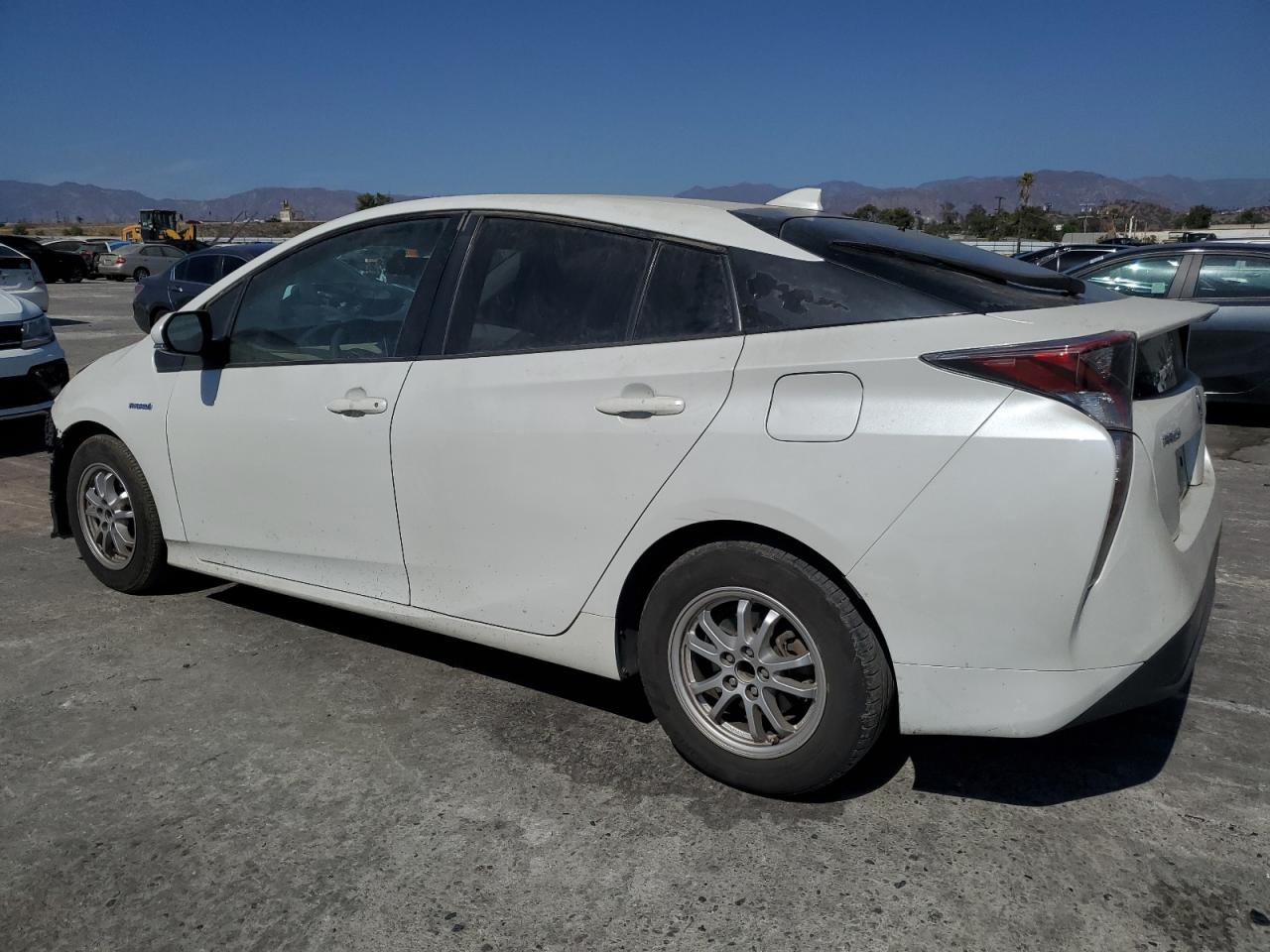 2016 Toyota Prius - Image 2
