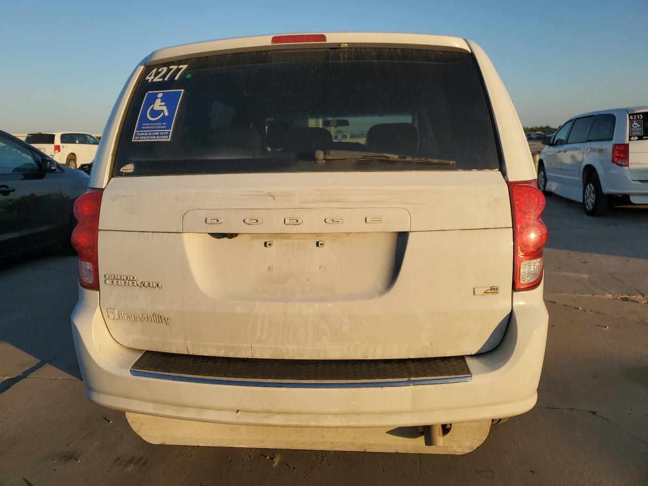 2C4RDGBG3HR776509 2017 Dodge Grand Caravan Se