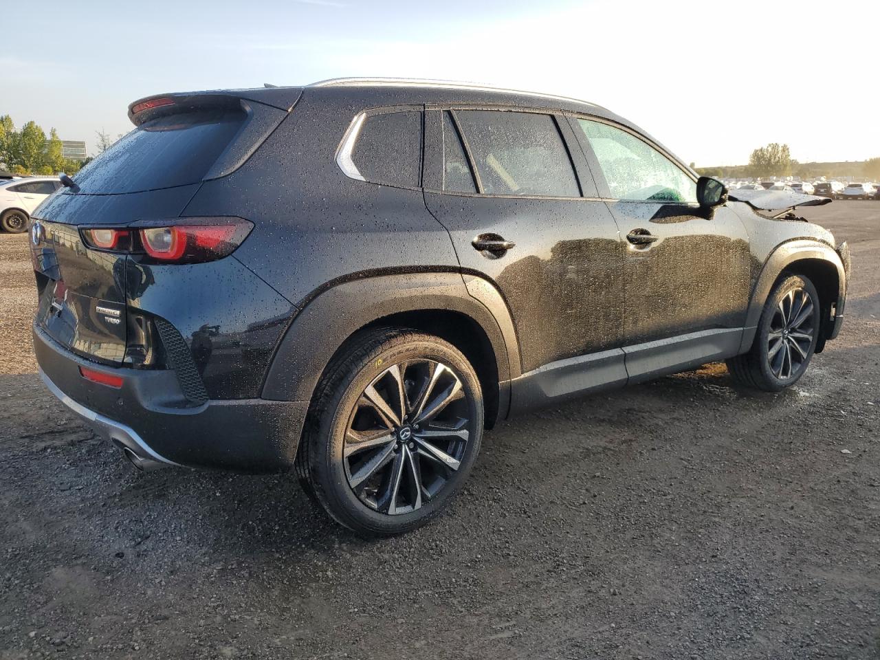 2024 Mazda CX-50 - Image 3