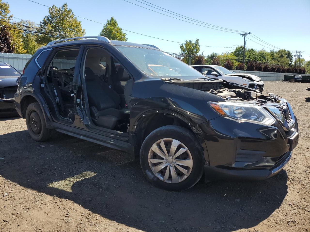 2018 Nissan Rogue - Image 4