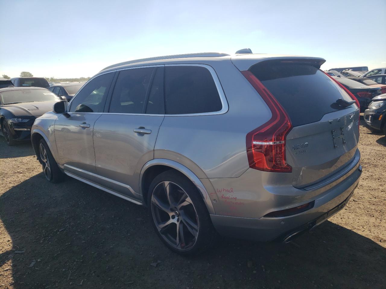 YV4A22PMXK1474647 2019 VOLVO XC90 - Image 2