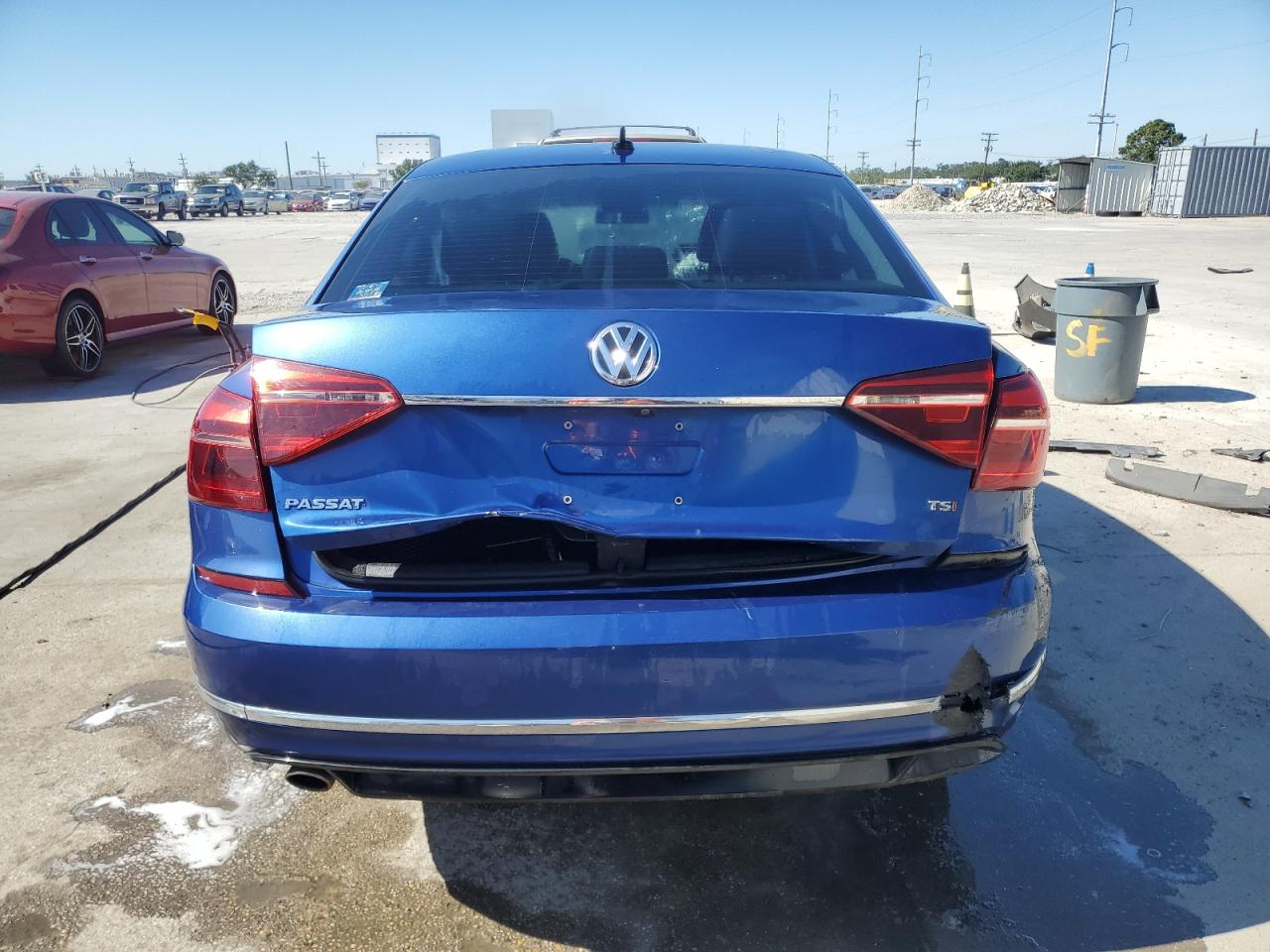 1VWDT7A35HC041452 2017 Volkswagen Passat R-Line