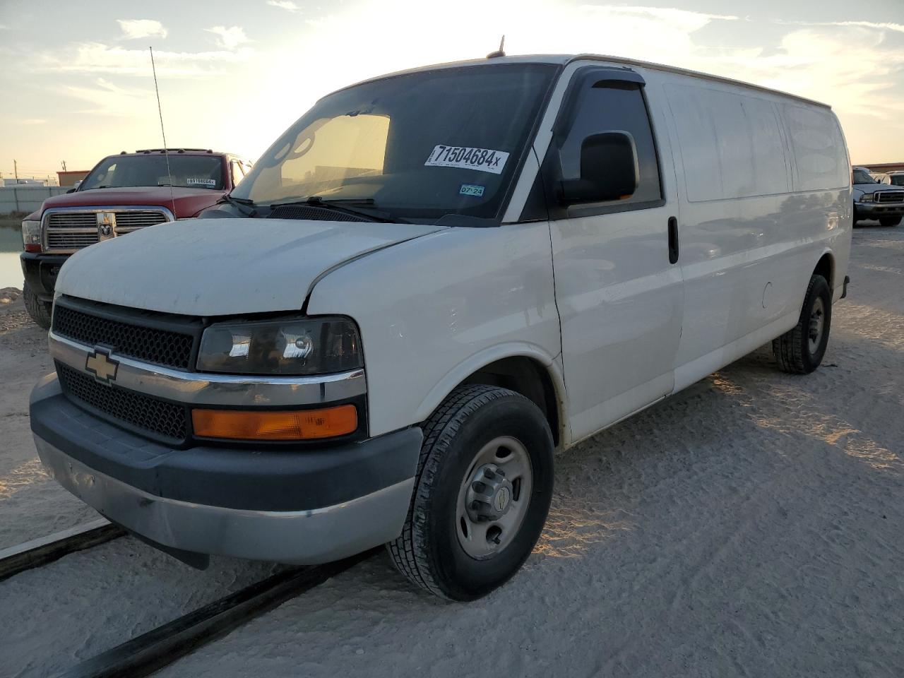 VIN 1GCZGUCG9E1210021 2014 CHEVROLET EXPRESS no.1