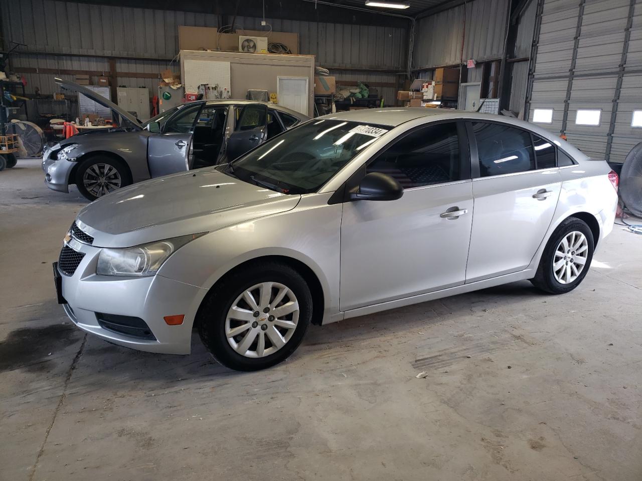 2011 Chevrolet Cruze - Image 1